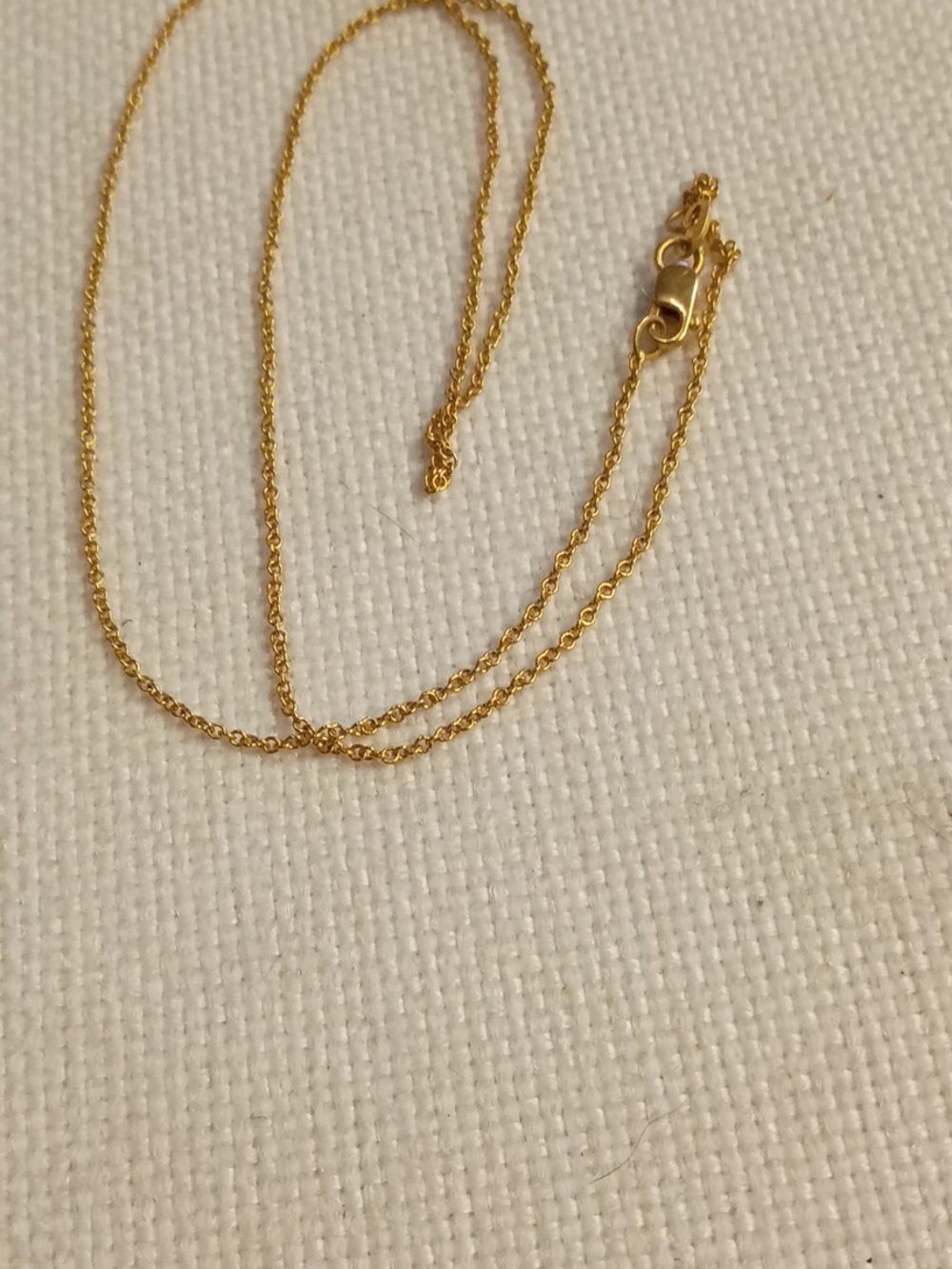 Delicate 14k Yellow Gold Chain Necklace, With Lobster Claw Clasp - Picture 2 of 5